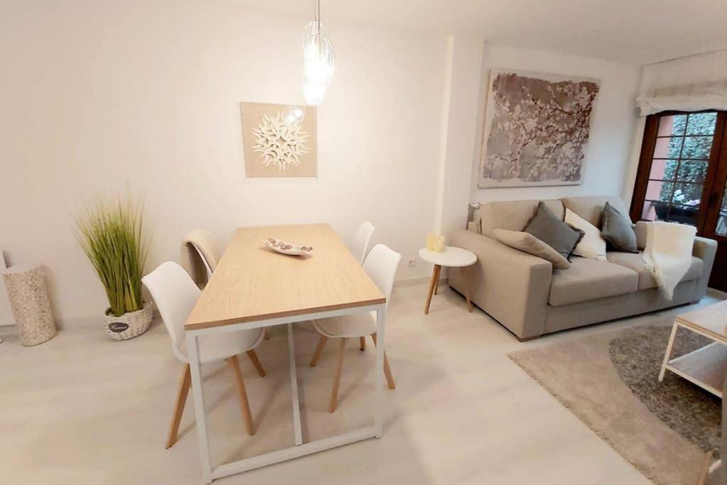 Apartamento Nuevo-Casco Histórico-Parking gratuito. Oviedo Exterior foto