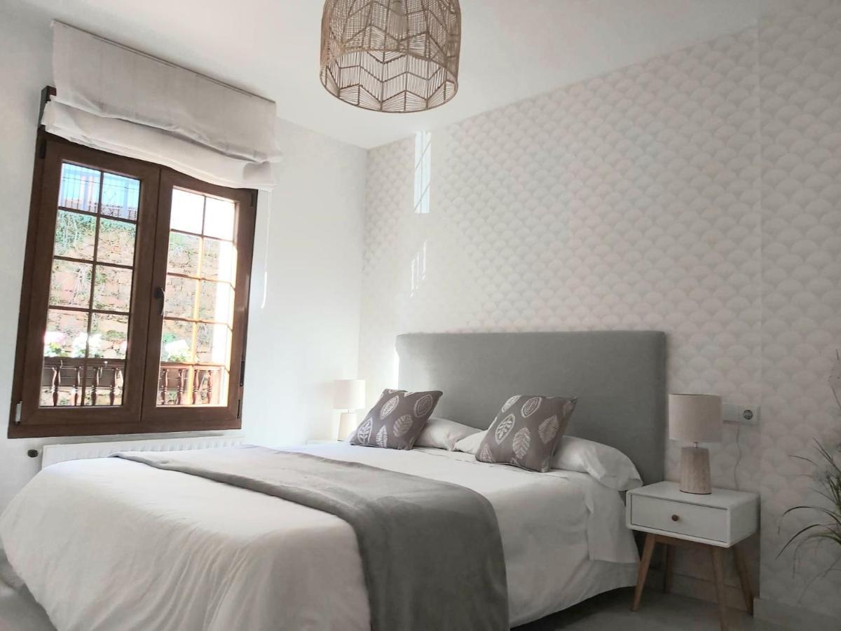 Apartamento Nuevo-Casco Histórico-Parking gratuito. Oviedo Exterior foto