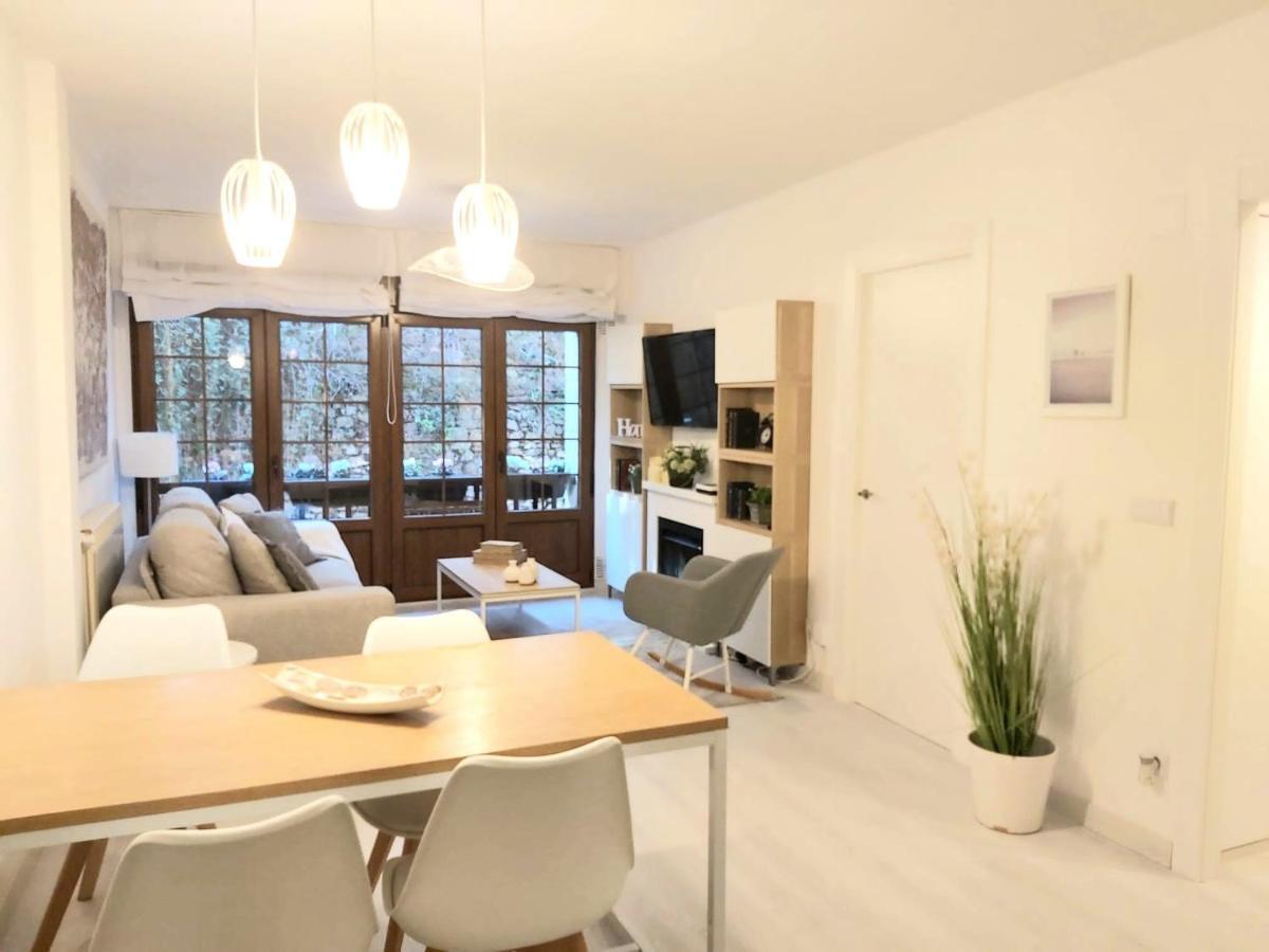 Apartamento Nuevo-Casco Histórico-Parking gratuito. Oviedo Exterior foto